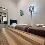 Hotel Story